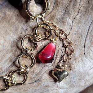 Pomegranate seed charm bracelet  gold with gold heart garnet, Siam red