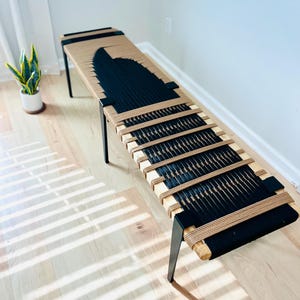 Banco de entrada tejido a mano • Asiento estilo MCM para el pie de la cama y el vestíbulo • (Hecho a medida, varios tamaños)
