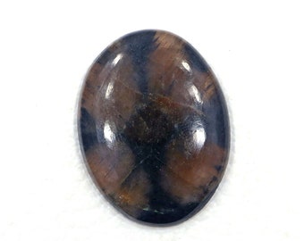 Migliore qualità 25 * 33 MM Andalusite Bella forma ovale 40.85 Cts Andalusite Semi Preziosa Gemma ornamentale Andalusite Cabochon