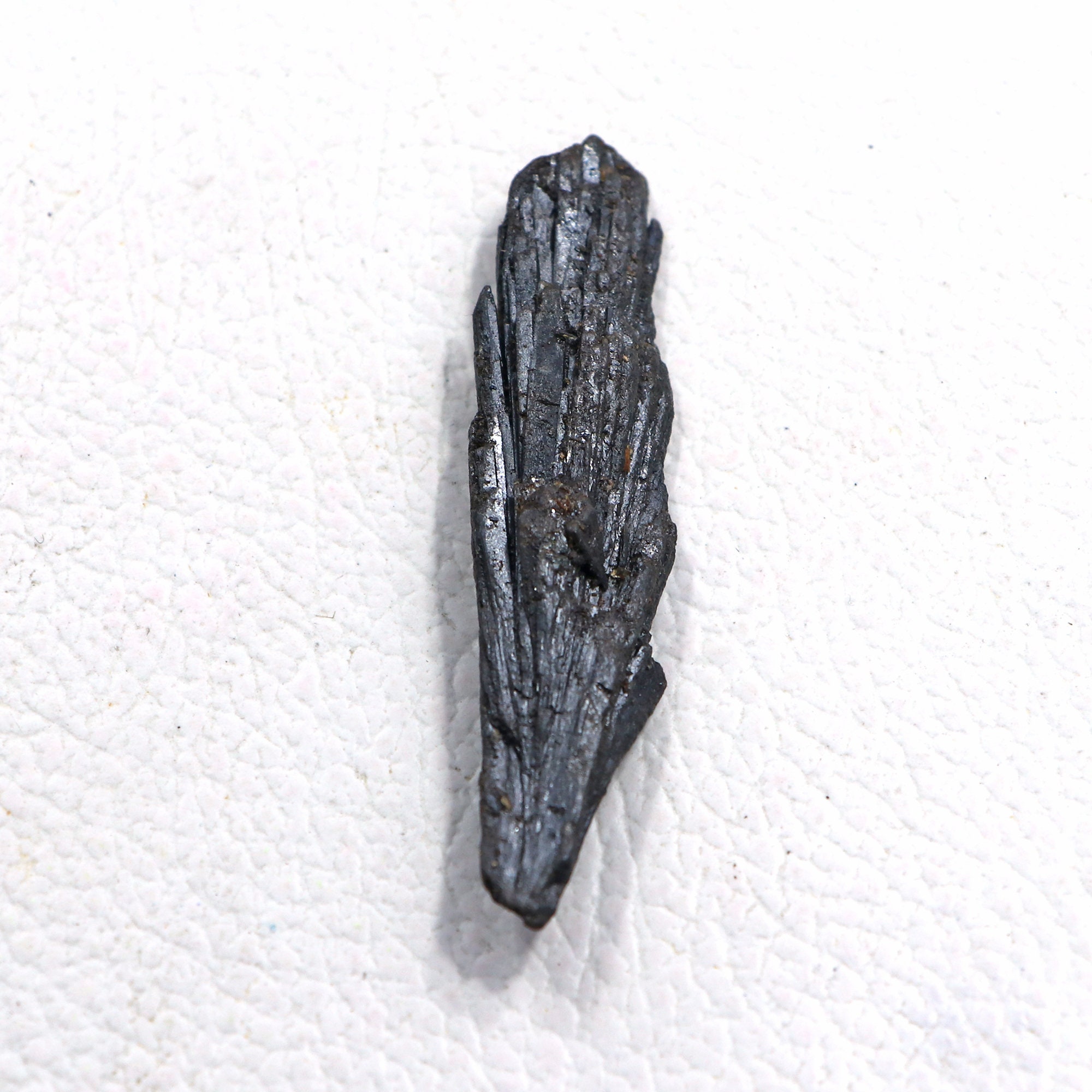 Black Kyanite Crystals Natural Black Kyanite Crystal Blades - Raw Gemstone Pieces 2 To 2.5 Inches For Healing & Collection Natural Kyanite Crystals