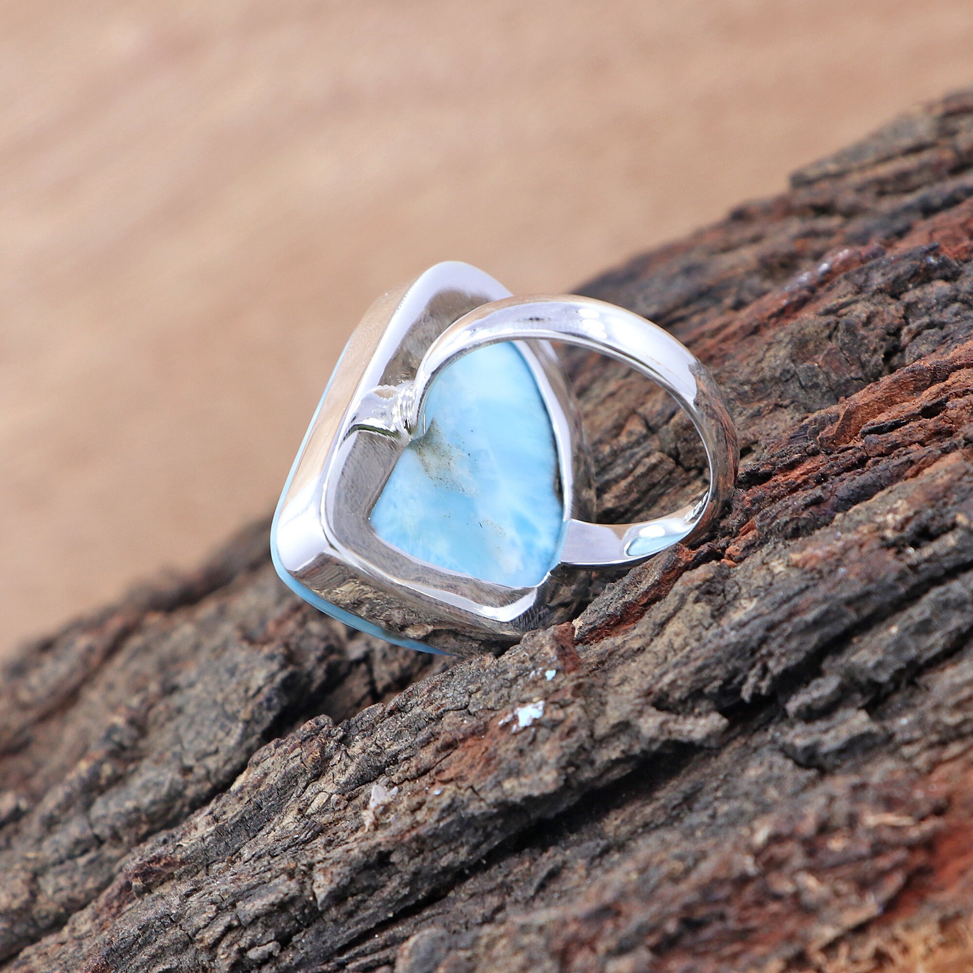 ラリマーリング：ファンシーカットスカイブルーペクトライト、925