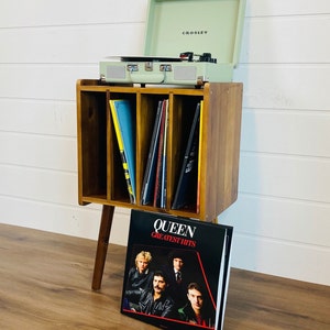 Handmade Record Player Table - Ideal Gift for Music-Lovers