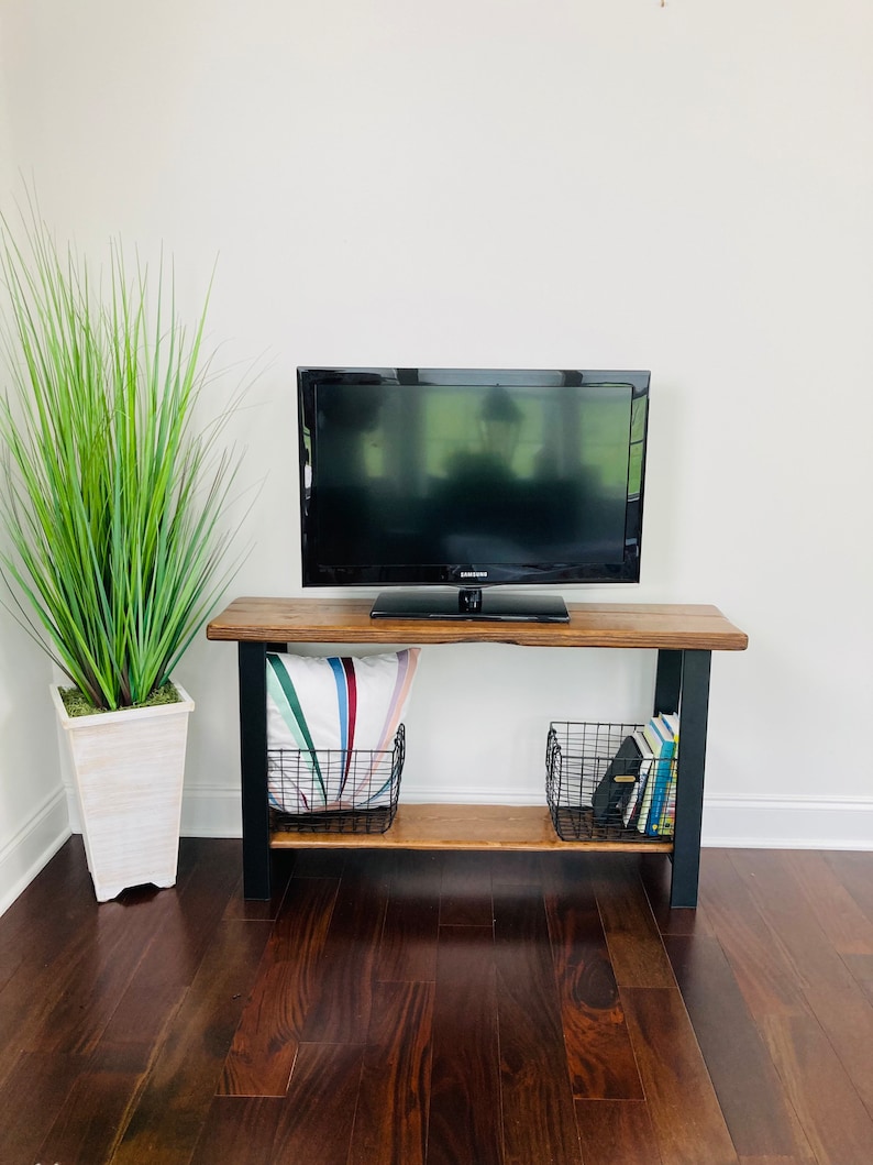 Mueble para TV con consola de madera maciza, soporte para TV, consola multimedia con patas de metal, soporte para tocadiscos, PERSONALIZABLE imagen 7