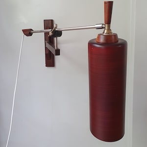 Einzigartige Wandleuchte aus Glas und Teakholz mit klappbarem Arm | Skandinavisches Design | 60er-Jahre-Design