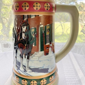 Vintage Budweiser Urlaub Stein &quot;Heimatstadt Urlaub&quot; signiert von Künstler