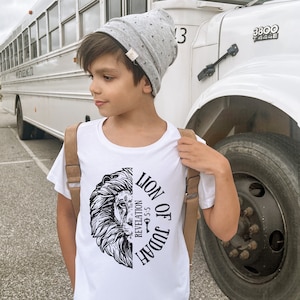 Camisa cristiana del león de Judá para jóvenes, Camisa de versículo bíblico para niños, Regalos religiosos, Camisas religiosas para niños, Camisas de fe, Biblia