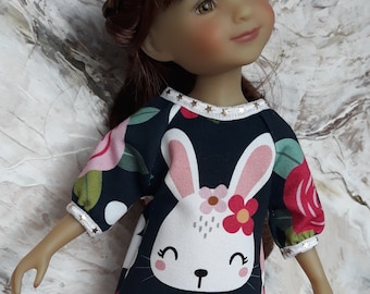 Handmade dress and leggings for photo doll