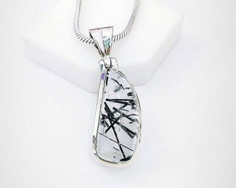 Turmalated Quarz, 925 Sterling Silber, weißer Kristallstein, Thanksgiving-Geschenk, Jahrestagsgeschenk, Valentinstag Geschenk. Kostenloser Versand.