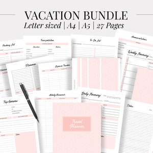 Peut inclure: Un lot de planificateurs de vacances imprimables comprenant 27 pages aux formats lettre, A4 et A5. Les pages sont blanches avec du texte noir et des accents roses. Les pages comprennent des sections pour les listes de colisage, l'aperçu du voyage, l'aperçu du budget, les souvenirs, le suivi des dépenses, la recherche d'activités, les listes de choses à faire, l'itinéraire hebdomadaire, l'itinéraire quotidien et les notes.