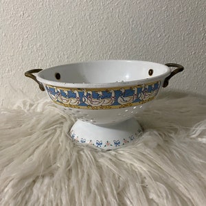 Vintage Cast Iron and Enamel Strainer Duck Kitchen Colander Decor