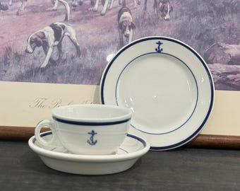 Conjunto de louça vintage da Marinha dos EUA, azul-marinho, com âncora, para restaurante - Caribe - Shenango - Homer Laughlin - Caneca, pires e prato de pão.