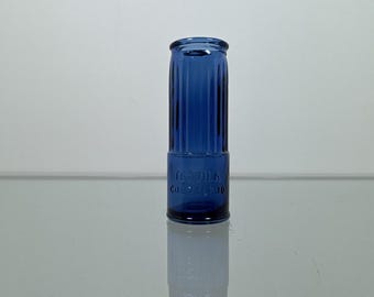 Vasos de chupito Corralejo mexicanos vintage de color azul cobalto con forma de cartucho de escopeta.