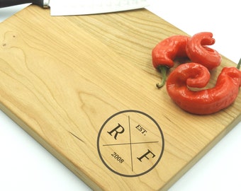 Personalized Cutting Board, Engraved Cutting Board, Wedding Gift, Anniversary Gift, Engagement Gift, Couples Gift, Wood Cutting Board 1002