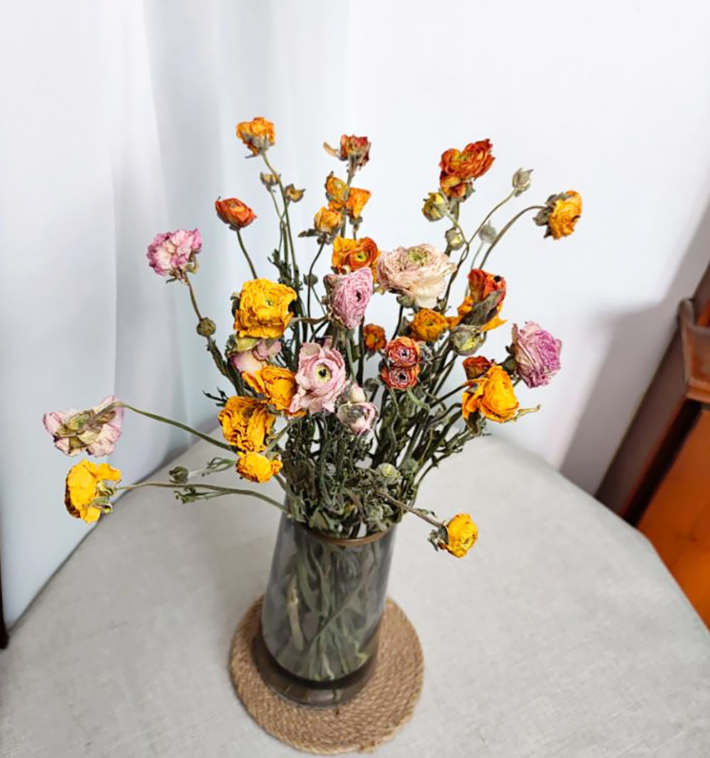 Dried Tansy & Ranunculus Bouquet