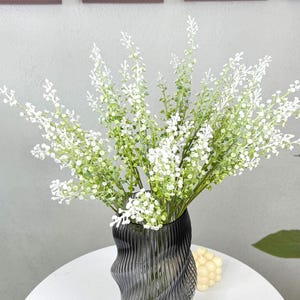 faux berry branches，artificial plastic fruits stems，vase filler，DIY floral arrangement，centerpiece decor，outside garden decor，home decor