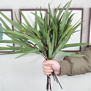 faux eucalyptus bunch，3 stems real touch eucalyptus branches， vase filler，DIY wedding bouquet，flower arrangement，home wedding decor