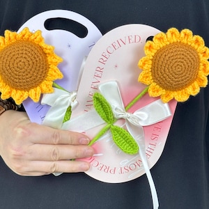 crochet flower card，sunflower card gift，wedding table card，DIY flower card，event gift，handmade gift，giftboxfiller，home decor，gift for mom