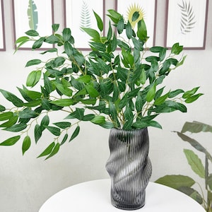 realistic leaves branches，artificial branches with leaves，artificial greenery plant ，plant for vase filling，Scene arrangement，home decor，