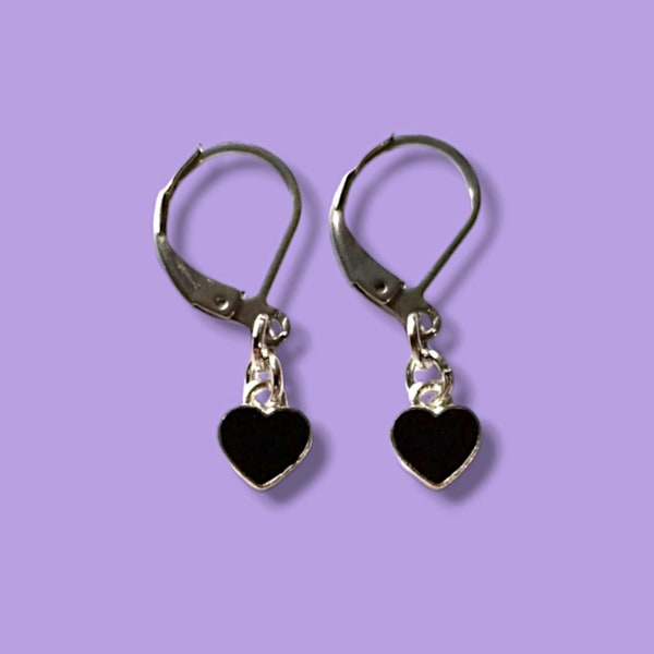 Small Black Heart Goth Earrings, Gothic Accessories for woman or gifts for her
