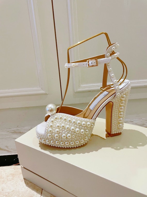 HandmadeWeddingPearlPlateau I PearlHeels I PearlShoes I - Etsy Nederland
