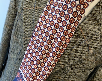 FABULOUS mens indie/mod 1970's Navy retro square ornate psychedelic pattern soft retro scarf cravat