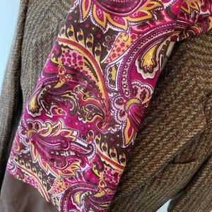 Vintage 70s Paisley Sequin Scarf: Retro Mod Psychedelic