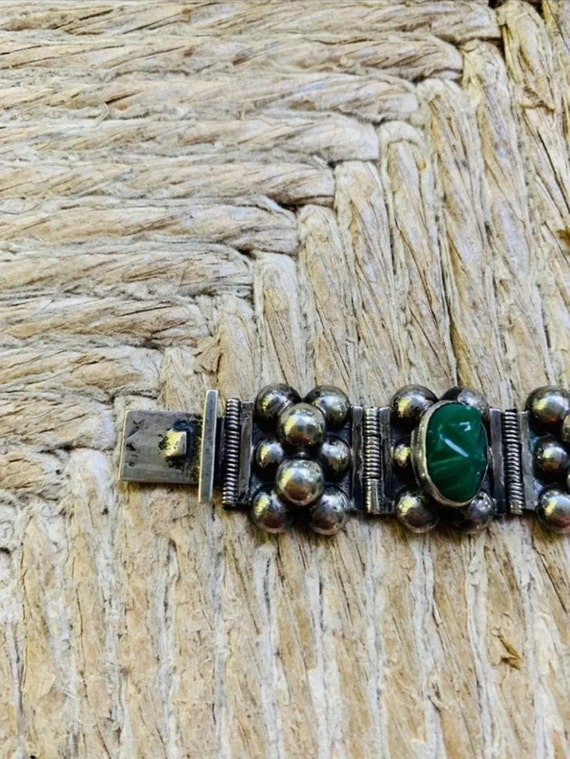 Vintage Hand-Carved Green Agate Mexican Bracelet - image 5