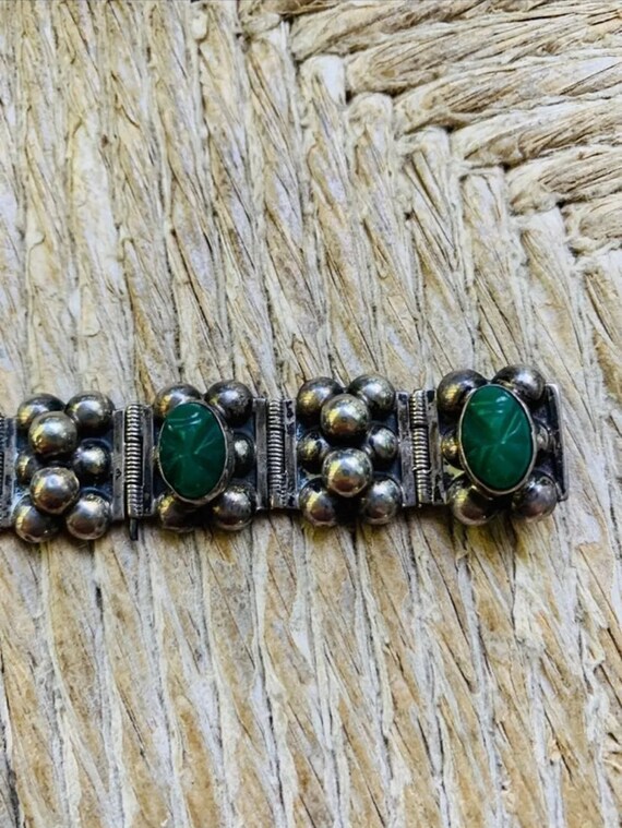 Vintage Hand-Carved Green Agate Mexican Bracelet - image 4