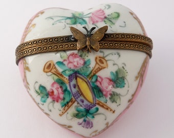 Limoges porcelain hand-painted heart shaped trinket / pill box - Music theme - butterfly clasp