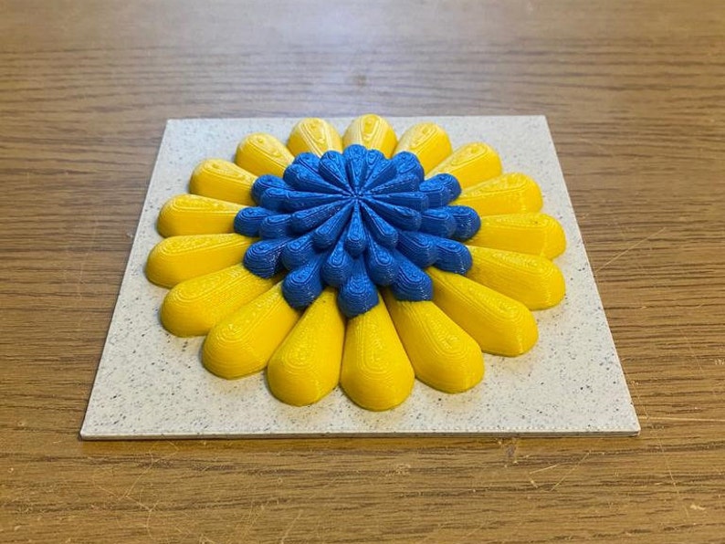 3D Printed Modular Flower Tiles