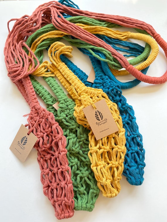 Macrame Water Bottle Holder . Sustainable Eco friendly gifts. Hand made gifts. Summer bag