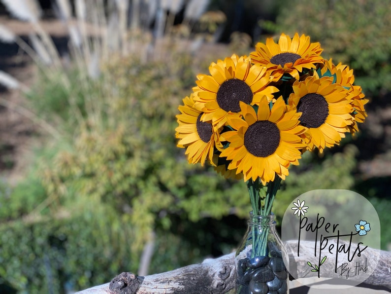 Free Free Sunflower Svg Paper 363 SVG PNG EPS DXF File