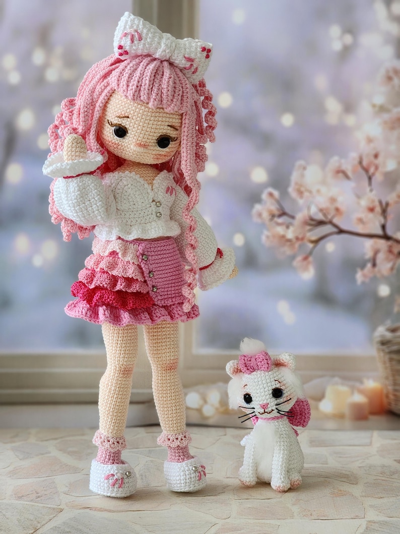Lydia Doll Virkmönster, 32 cm Amigurumi (PDF-mönster) bild 2