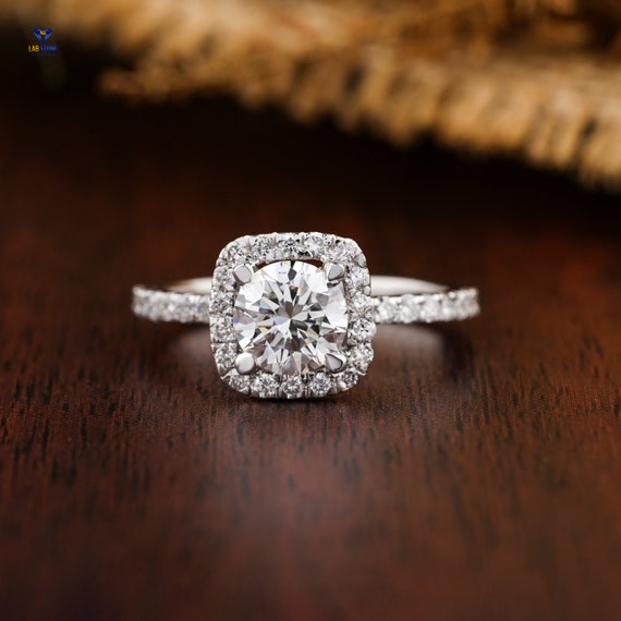 2.08 TDW Oval And Round Cut Diamond Ring Two Band Halo Pattern 18K White  Gold at Rs 106200 in Surat