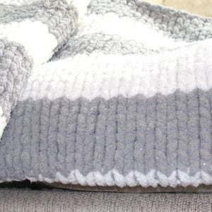 Hand Knit Chunky Chenille Blanket: Cream & Grey Sparkle Throw (68"x54")