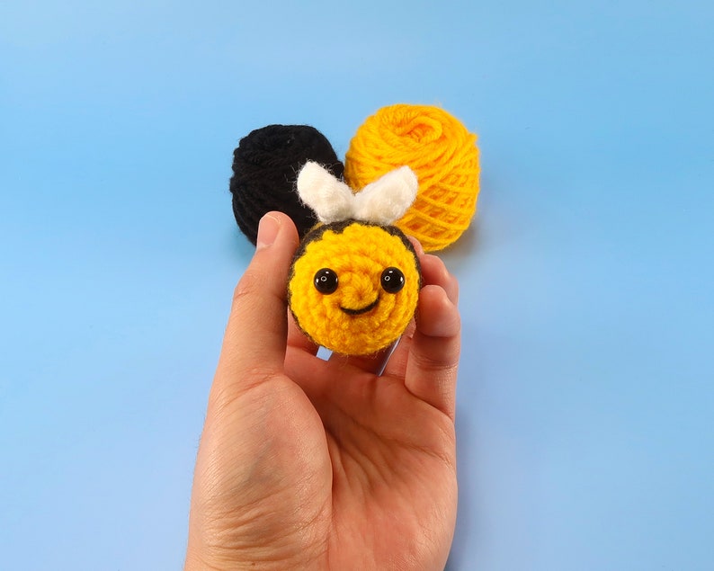 Beginner Bumble Bee Crochet Kit Easy Crochet Starter Kit Etsy