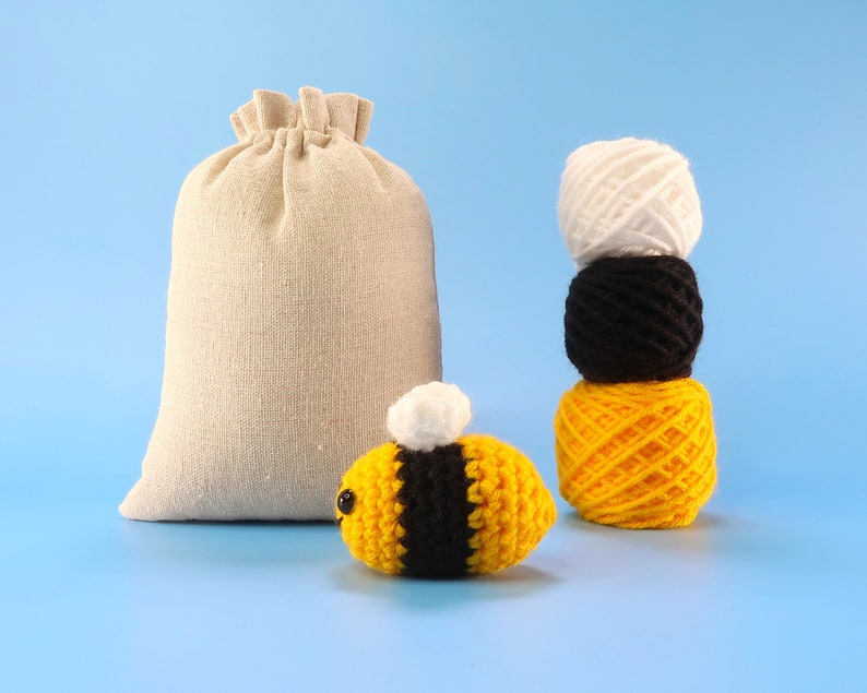 Beginner Bumble Bee Crochet Kit Easy Crochet Starter Kit Etsy