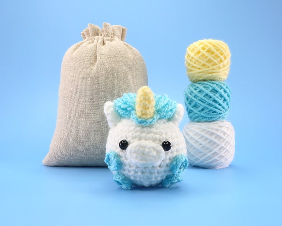 Beginner Unicorn Crochet Kit, Easy Crochet Starter Kit, Beginner Crochet Kit,  Crochet Pattern & Kit, Crochet Gift 