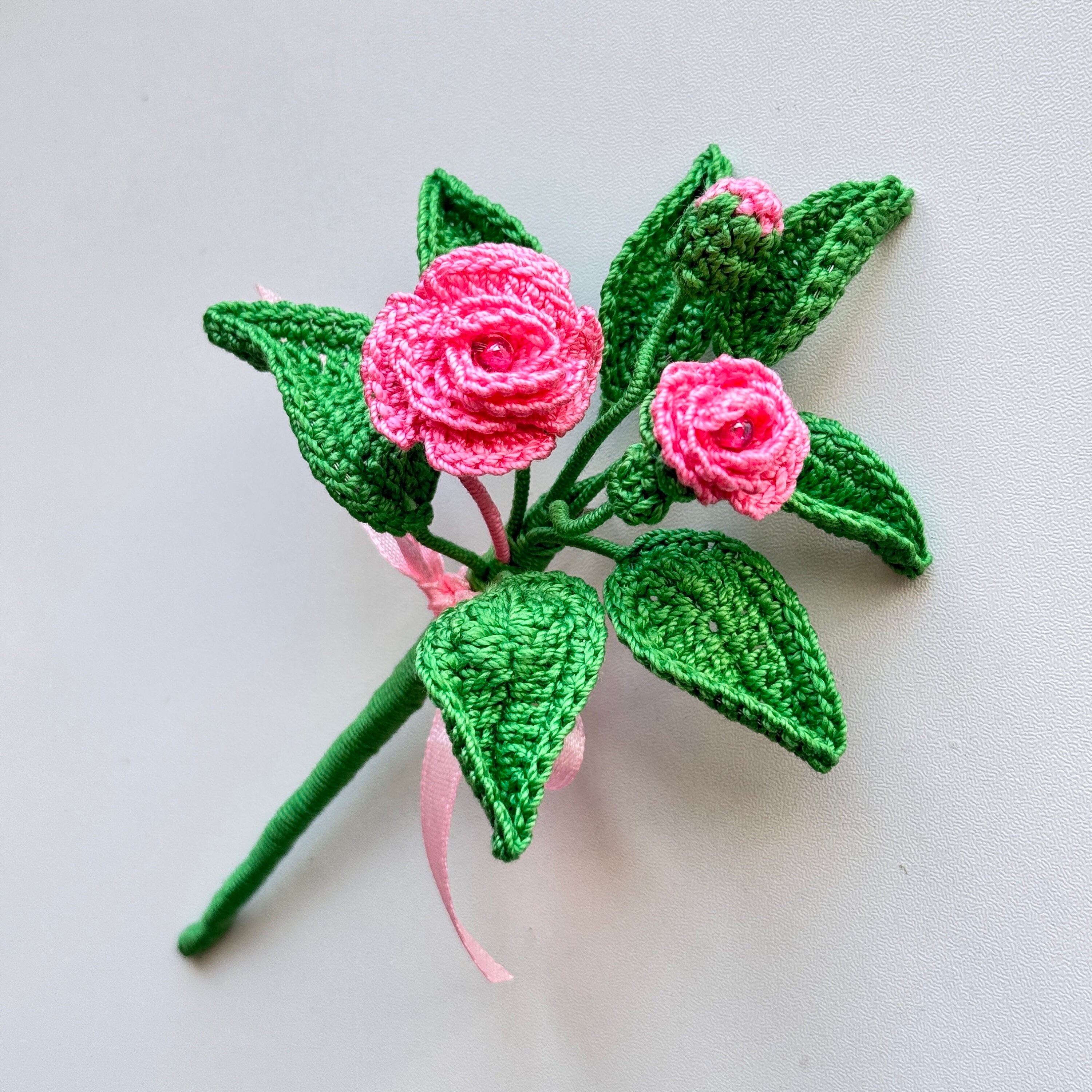 Pink Crochet Roses Pink Roses Crochet Flower Pin Boutonnière Rose Wedding Mini Bouquet ...