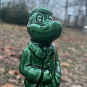 Statuetta in ceramica sovietica di Cheburashka e coccodrillo Gena, statuetta di Cheburashka, figura vintage di Cheburashka, giocattolo di Cheburashka, チェブラーシカ