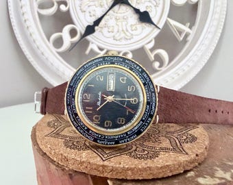 Montre Raketa Cities World Time, montre homme vintage URSS 2628H multifonctionnelle soviétique Raketa City.