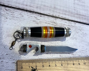 Couteau porte-clés décapsuleur, fabriqué artisanalement en URSS. Collection vintage (1979-1985).