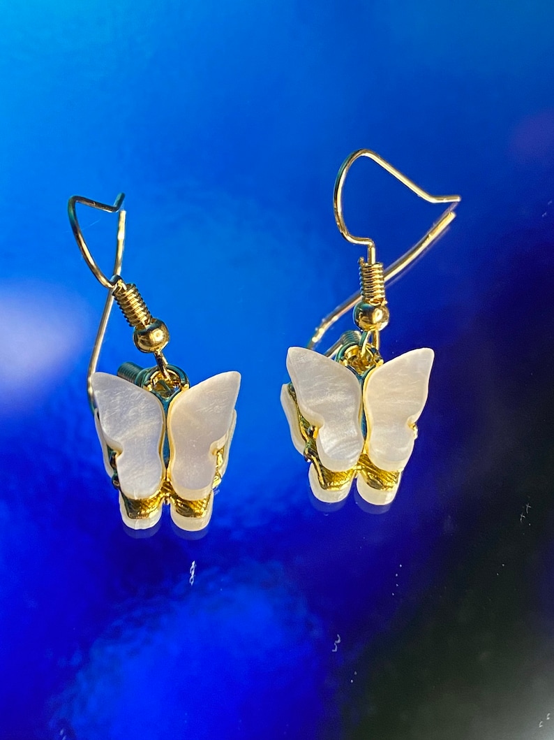 BUTTERFLY EARRINGS