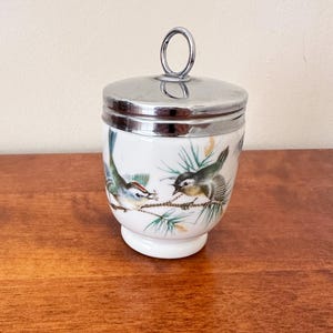 Royal Worcester Egg Coddler – Tamanho King, Padrão de Pássaros dos anos 80, Utensílios de Cozinha Vintage de Porcelana Inglesa