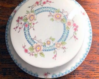 Coalport Bone China Trinket Box &#39;April&#39; Pattern with Lid Blue Green Band Pink Flowers Made in England