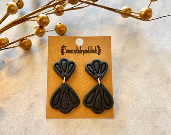 Black Scalloped Polymer Clay Dangle Earrings - Neutral black earrings - Homemade clay earrings - Black Accessories - Neutral Accessories