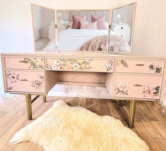 Floral Pink Upcycled Vintage Dressing Table: Custom Commission - Etsy Floral Pink Upcycled Vintage Dressing Table: Custom Commission - Etsy