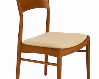 Henning Kjaernulf for KS Møbler 1960s, Danish Teak wood Dining Chairs by Midcentury furniture, Kai Kristiansen, Korup, vintage Danish