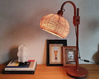 Domus Lámpara de escritorio de madera de teca años 60, 70, lámpara de mesa de mediados de siglo, iluminación de estilo danés vintage, escandinavo, estilo boho minimalista