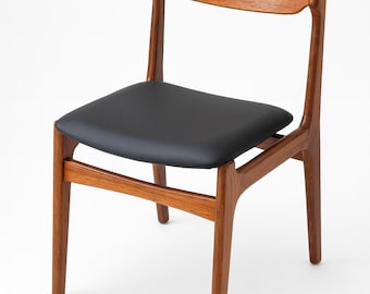 1 of 4 of Danish Teak wood Chairs by Erik Buch, 1960s, Midcentury furniture, vintage designer Dining Chair, Boho Scandinavian Style